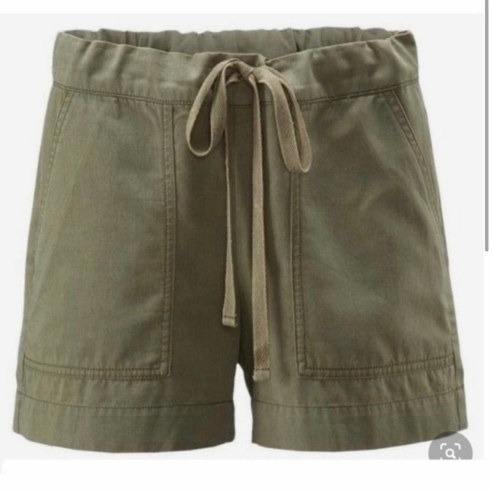 Cabi Goldie Short